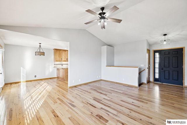 7433 S 18th Street, Lincoln, NE 68512