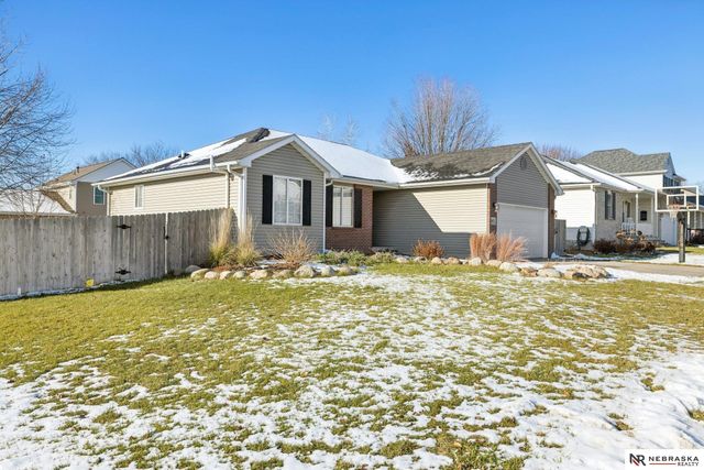 7433 S 18th Street, Lincoln, NE 68512