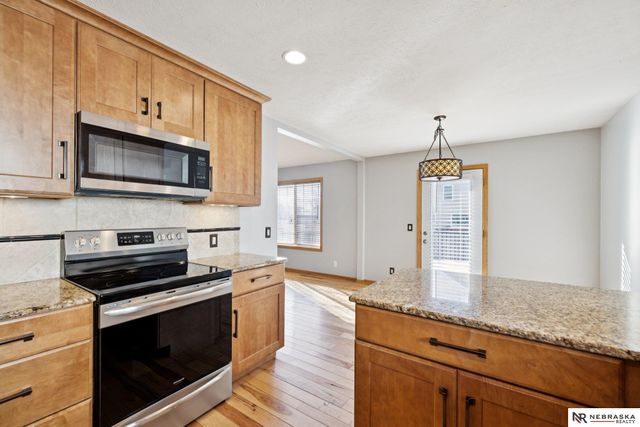 7433 S 18th Street, Lincoln, NE 68512