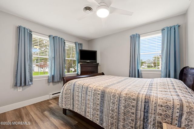 16 Hummingbird Lane 72, Manchester, NJ 08759