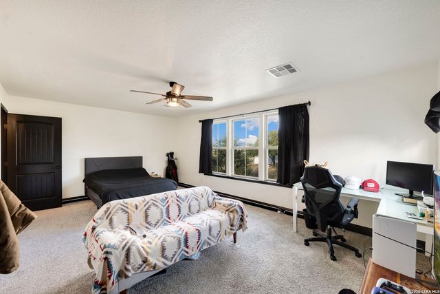 462 Curvatura, New Braunfels, TX 78132