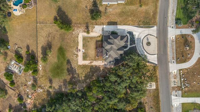 462 Curvatura, New Braunfels, TX 78132