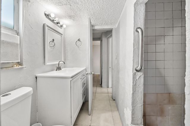 225 N M Street 1, Lake Worth Beach, FL 33460