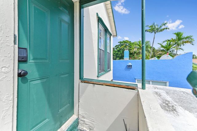 225 N M Street 1, Lake Worth Beach, FL 33460