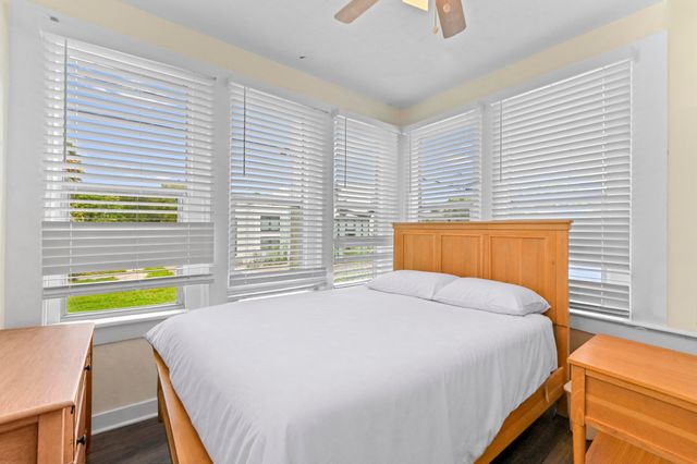 225 N M Street 1, Lake Worth Beach, FL 33460