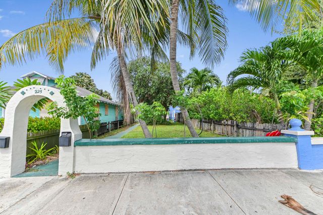 225 N M Street 1, Lake Worth Beach, FL 33460