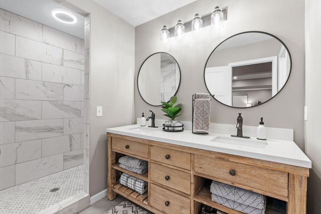 3434 124th Circle NE, Blaine, MN 55449