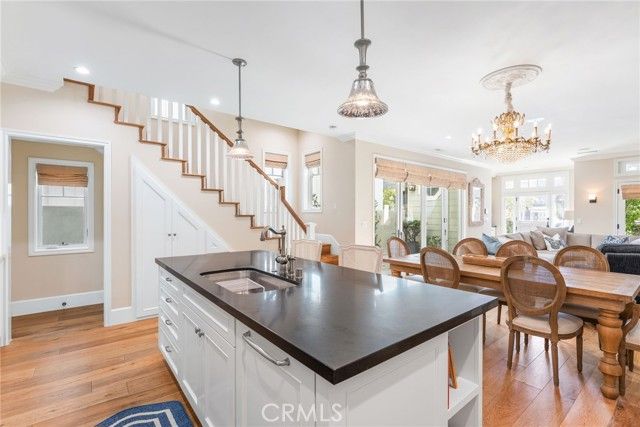 220 Coral, Newport Beach, CA 92662