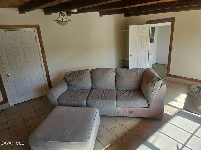 38539 36th Street East, Palmdale, CA 93550