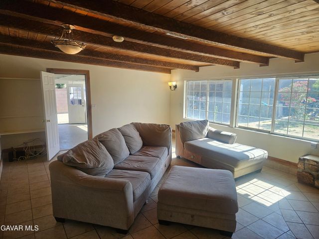 38539 36th Street East, Palmdale, CA 93550