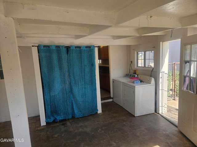 38539 36th Street East, Palmdale, CA 93550