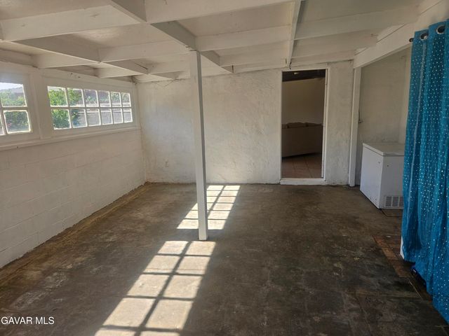 38539 36th Street East, Palmdale, CA 93550