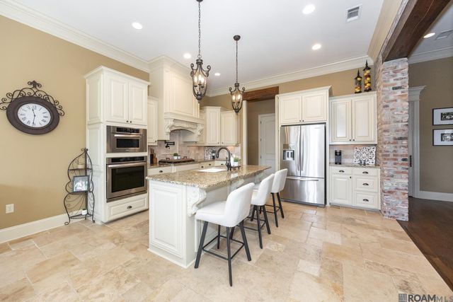 1685 Pecan St, Brusly, LA 70719