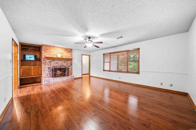 203 Chase Place, Hot Springs, AR 71901