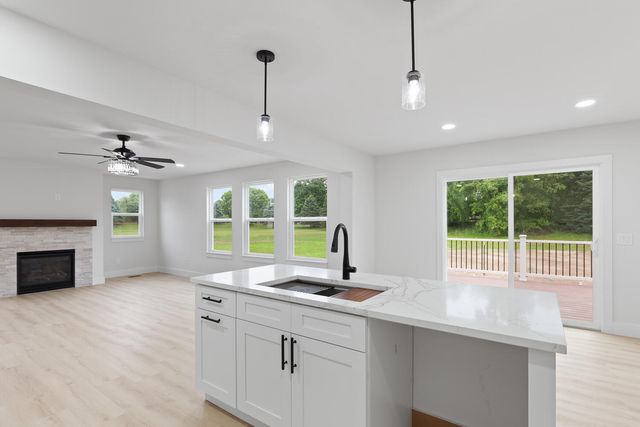 2016 Green Acres Drive, Adrian, MI 49221