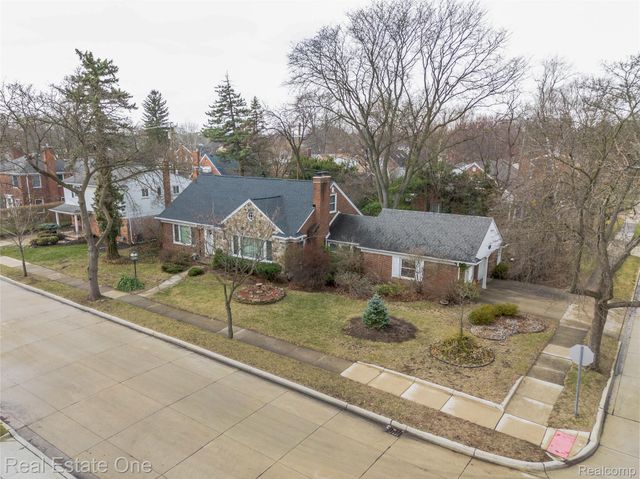 400 Beechmont Street, Dearborn, MI 48124