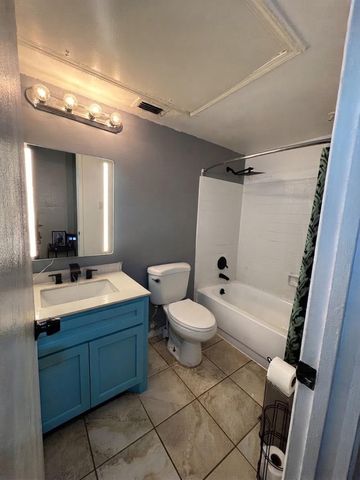 3900 Woodchase Drive 145, Houston, TX 77042