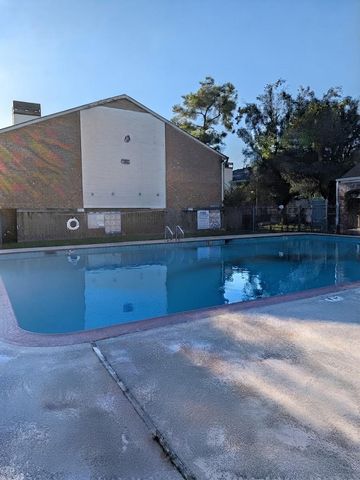 3900 Woodchase Drive 145, Houston, TX 77042
