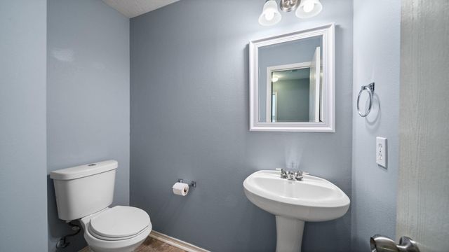 134 S Vesper Bend Circle, Spring, TX 77382