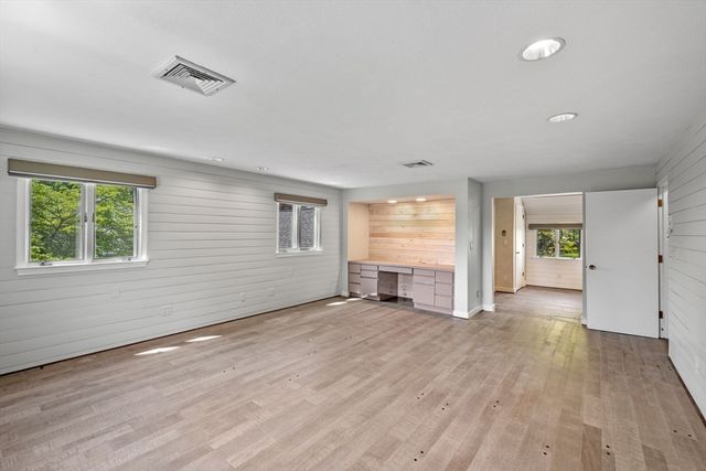 58 Weatherbee Dr, Westwood, MA 02090