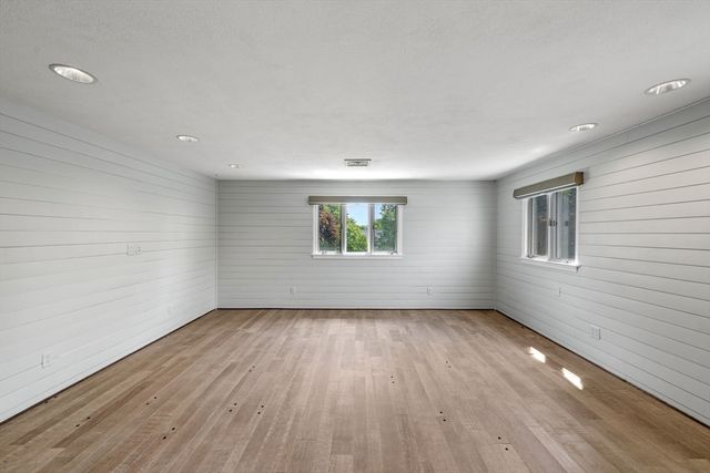 58 Weatherbee Dr, Westwood, MA 02090