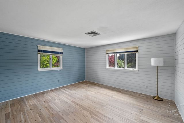 58 Weatherbee Dr, Westwood, MA 02090