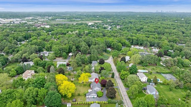 58 Weatherbee Dr, Westwood, MA 02090