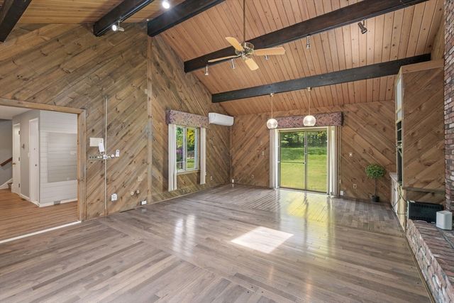 58 Weatherbee Dr, Westwood, MA 02090