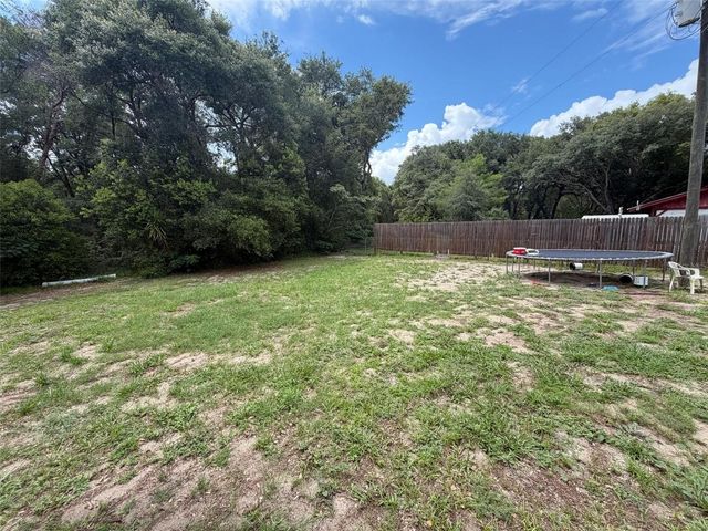 1724 S US 301, Sumterville, FL 33585