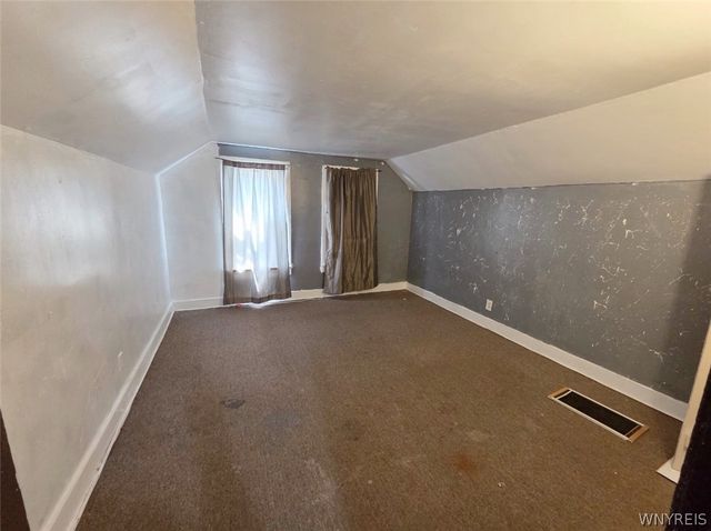 38 Johnson Street, Buffalo, NY 14212