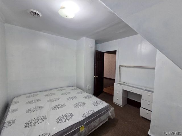 38 Johnson Street, Buffalo, NY 14212