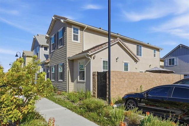 13858 Sedum Lane, Fontana, CA 92336