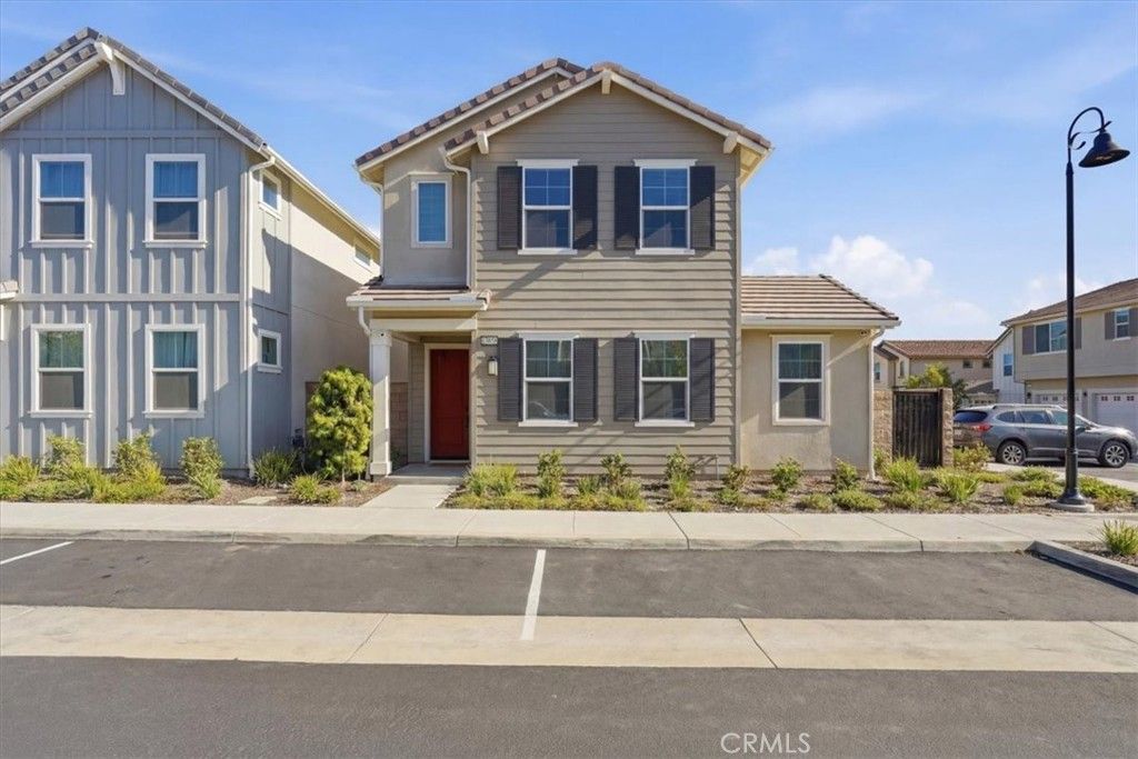 Image 1 of property listing at 13858 Sedum Lane, Fontana, CA 92336