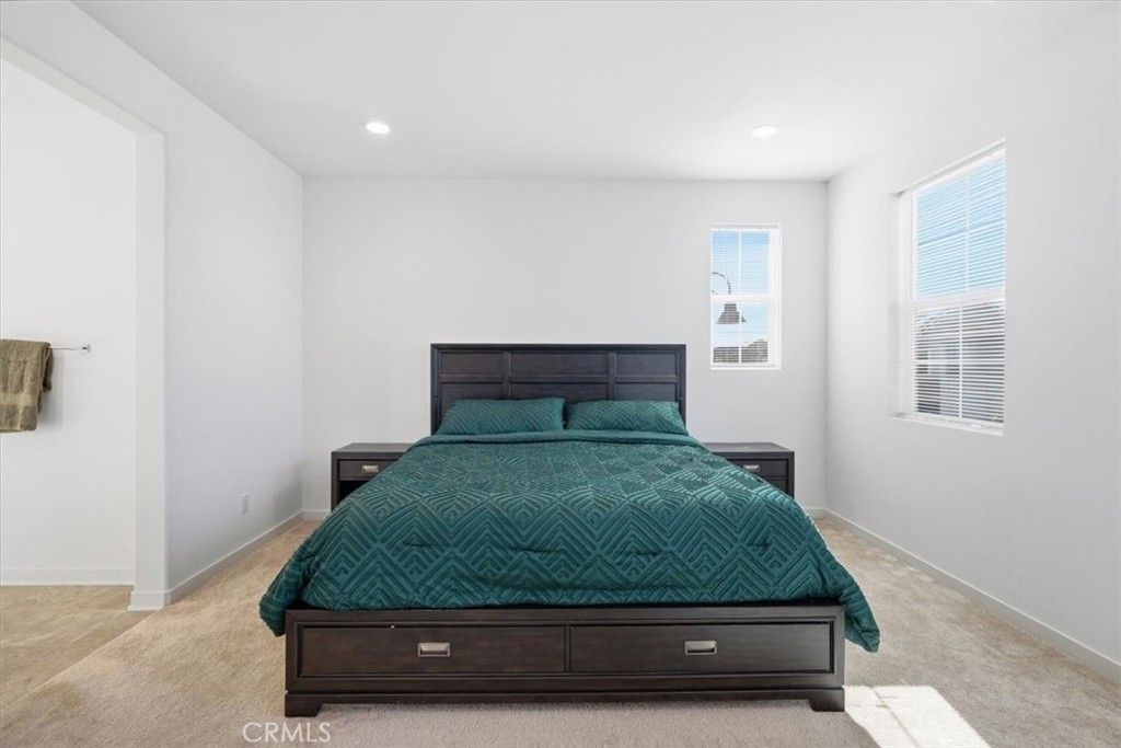 Image 20 of property listing at 13858 Sedum Lane, Fontana, CA 92336