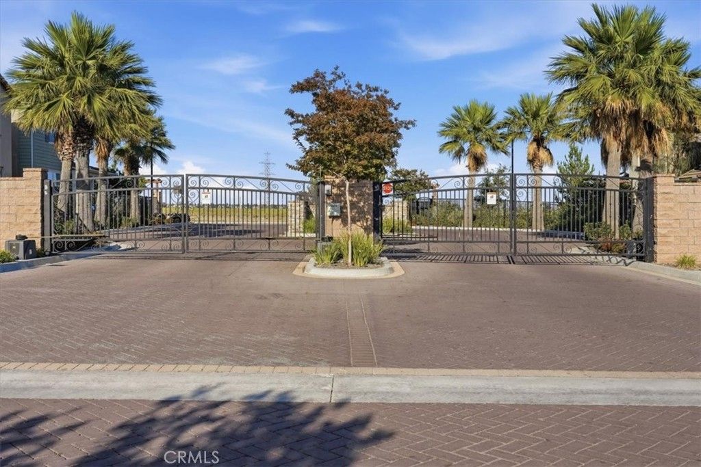 Image 33 of property listing at 13858 Sedum Lane, Fontana, CA 92336