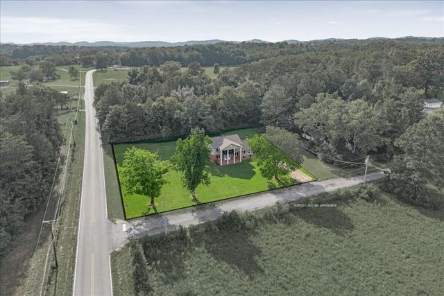 103 County Road 636, Etowah, TN 37331