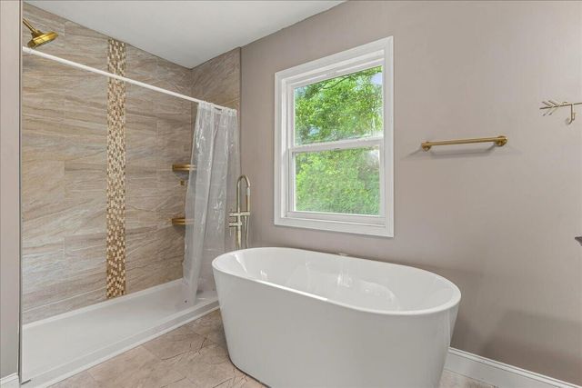 103 County Road 636, Etowah, TN 37331
