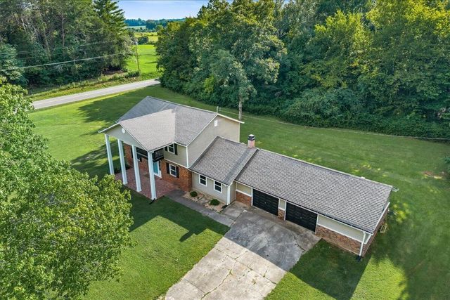103 County Road 636, Etowah, TN 37331