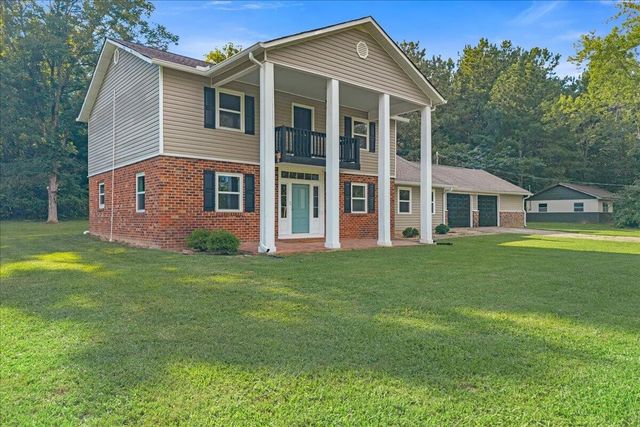 103 County Road 636, Etowah, TN 37331