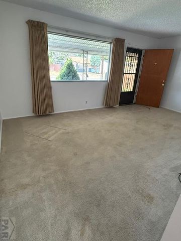 1710 Eden Ave, Pueblo, CO 81005