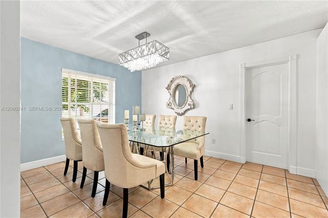 11831 SW 31st St, Miami, FL 33175
