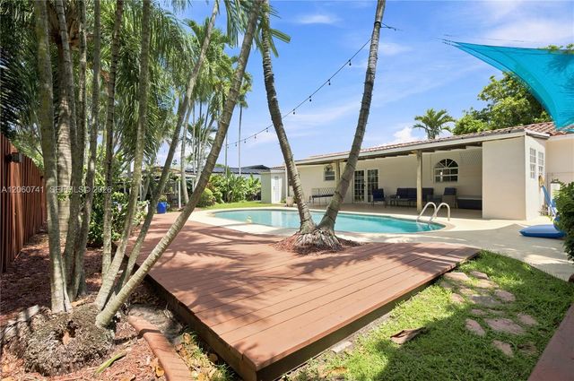 11831 SW 31st St, Miami, FL 33175