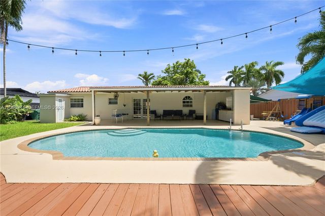 11831 SW 31st St, Miami, FL 33175