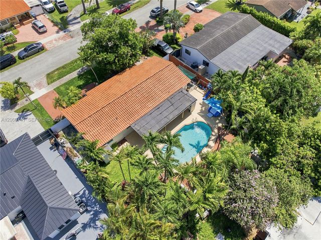 11831 SW 31st St, Miami, FL 33175