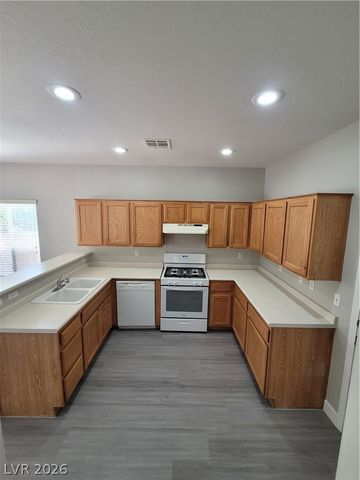 5588 Fewkes Canyon Court, Las Vegas, NV 89139