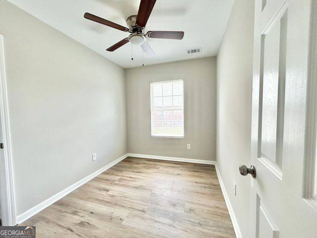 736 Wheel House Lane B, Monroe, GA 30655