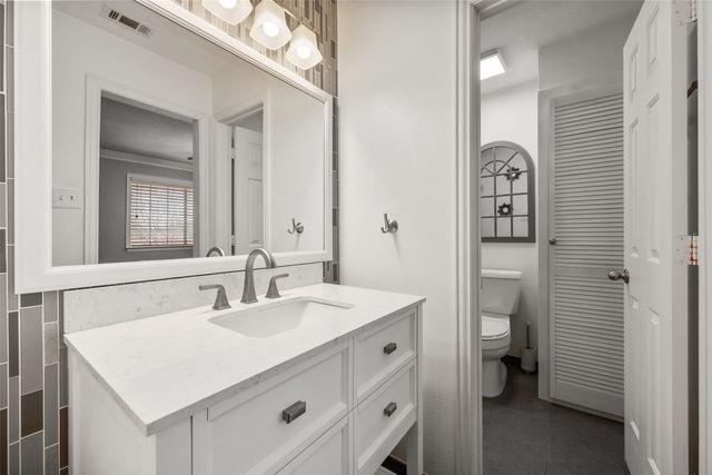 813 Saratoga Drive, Southlake, TX 76092