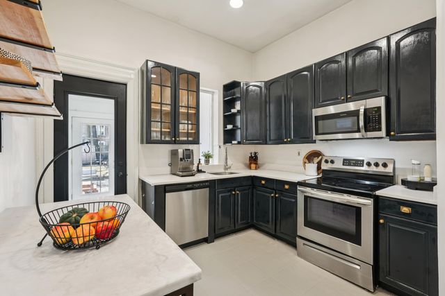 13 EMORY ST, Jc, Journal Square, NJ 07304