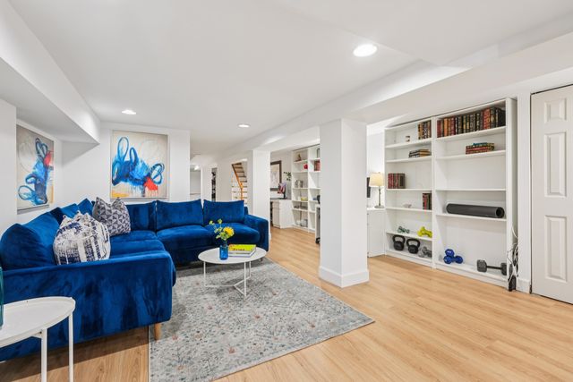 13 EMORY ST, Jc, Journal Square, NJ 07304