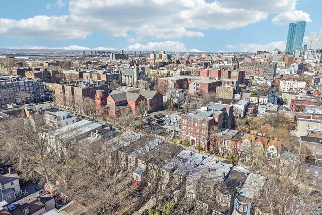 13 EMORY ST, Jc, Journal Square, NJ 07304